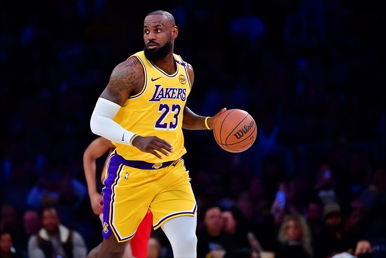 布赖顿角球,制造威胁,胡桑诺夫不,开云体育,开云体育官网,开云体育app,开云体育app下载